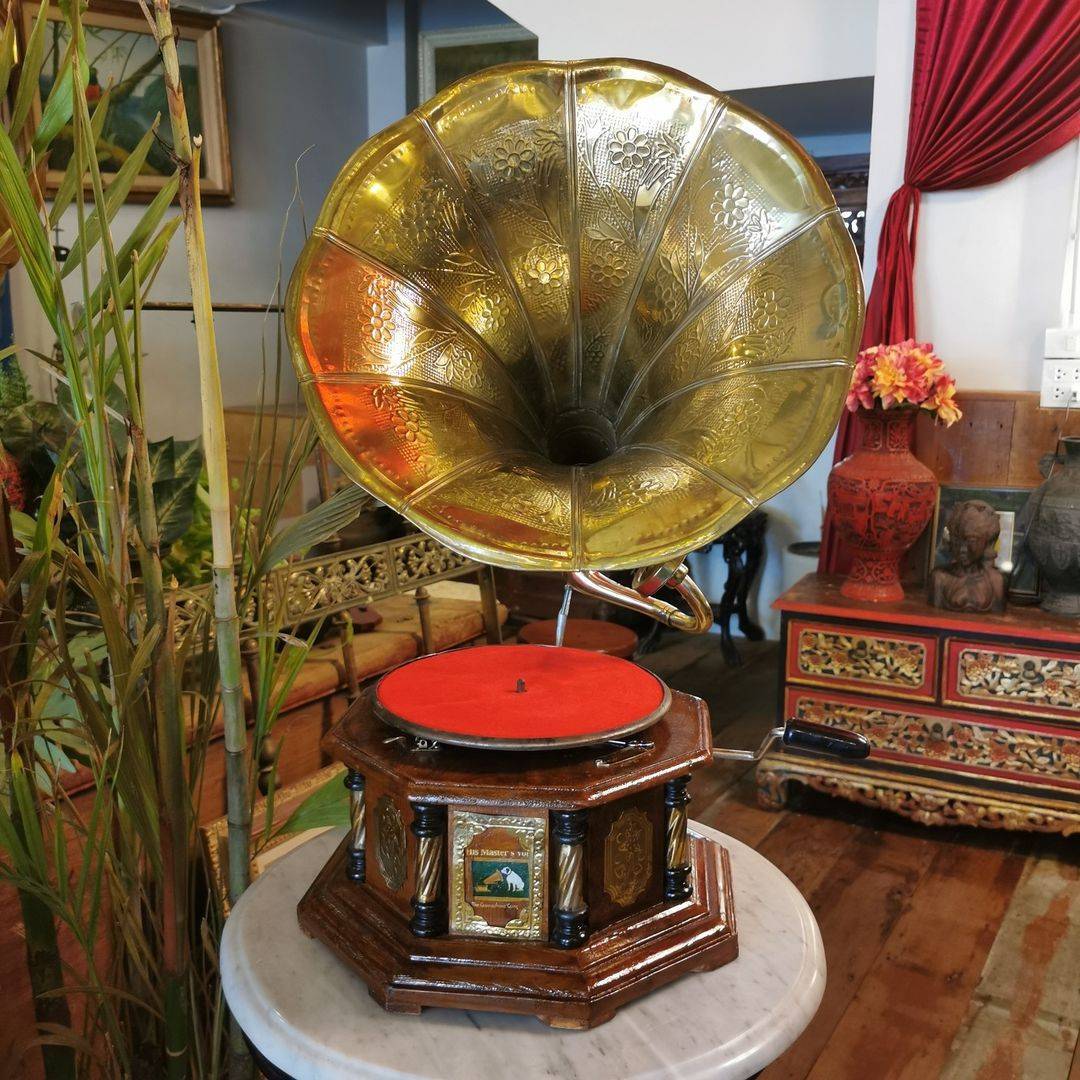 เครื่องเล่นแผ่นเสียงโบราณ เครื่องเล่นแผ่นเสียงวินเทจ คลาสสิค เครื่องเล่นปากแตร เครื่องใชได้สมบูรณ์ พร้อมฟัง ห้ามพลาด หายากมาก - Image 11