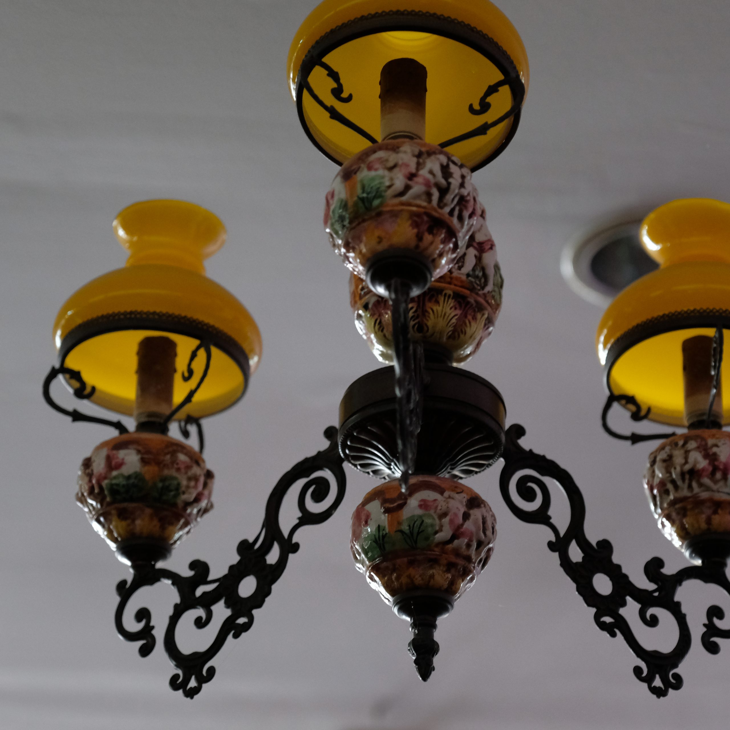 แชนเดอร์เลีย  โคมไฟระย้าโบราณ งานเก่าหายาก มีรสนิยม ระดับ แอนทีค - Image 4