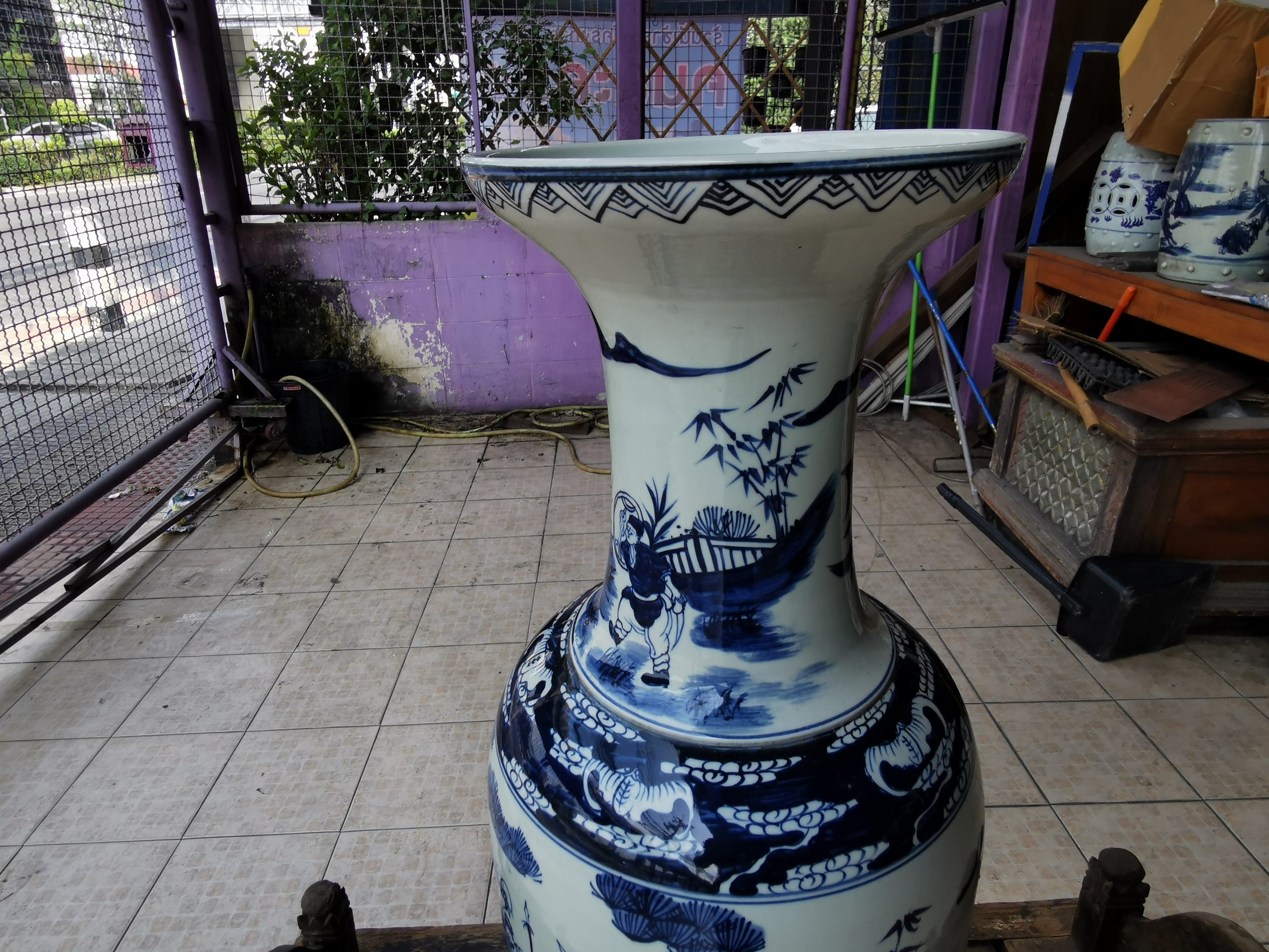 แจกันโบราณ แจกันลายคราม แจกันกังใส งดงาม คลาสสิค หายากมาก - Image 2