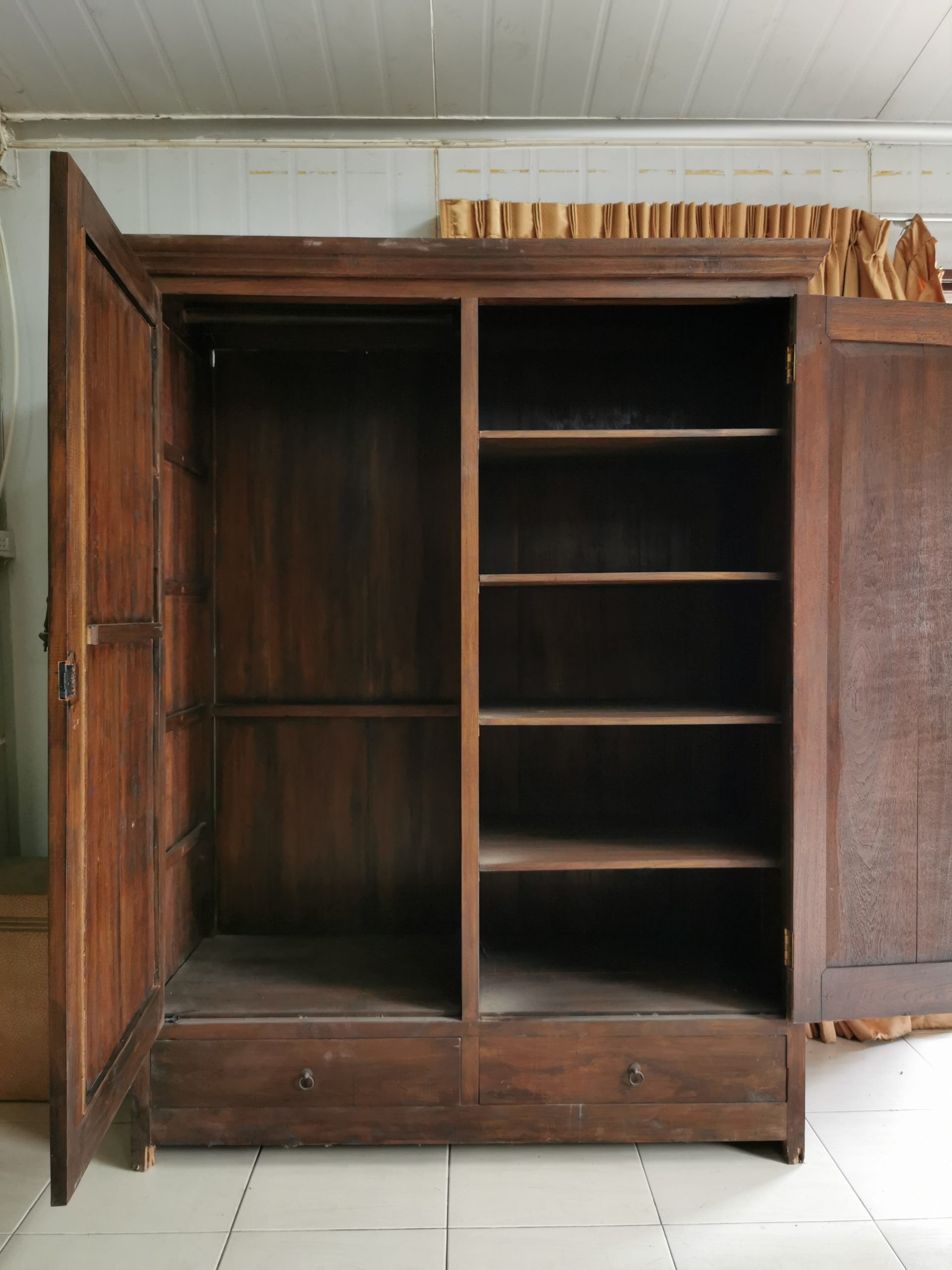 ⚜️ตู้โบราณ ตู้โชว์โบราณ ตู้ไม้โบราณ ตู้โชว์ไม้โบราณ งดงาม คลาสสิค แต่งบ้าน แต่งร้าน ให้มีคุณค่า - Image 3