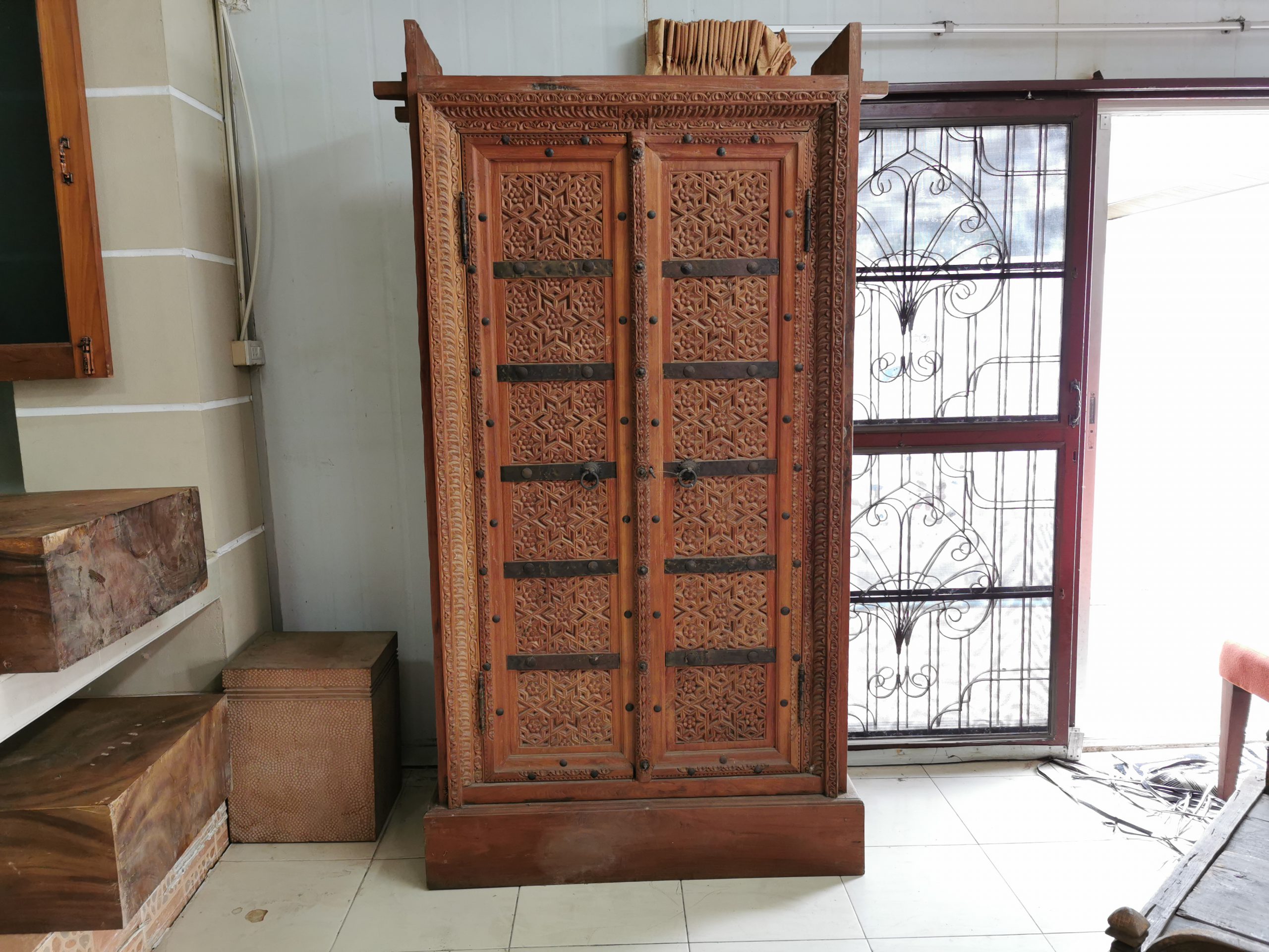 ⚜️ตู้โบราณ ตู้โชว์โบราณ ตู้ไม้โบราณ ตู้โชว์ไม้โบราณ งดงาม คลาสสิค แต่งบ้าน แต่งร้าน ให้มีคุณค่า