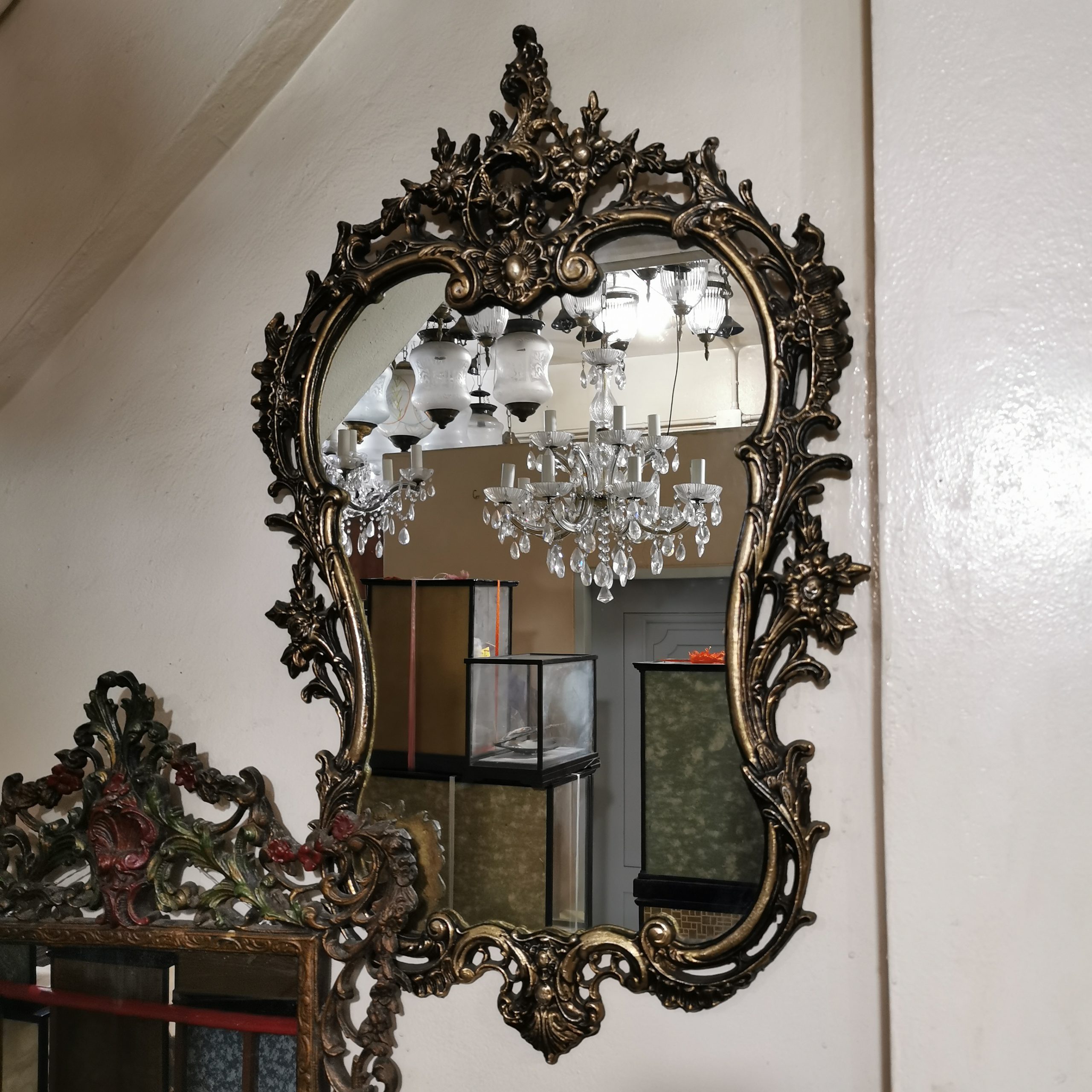 กระจกโบราณ  งดงาม คลาสสิค  แต่งบ้านแต่งร้าน ให้มีคุณค่า