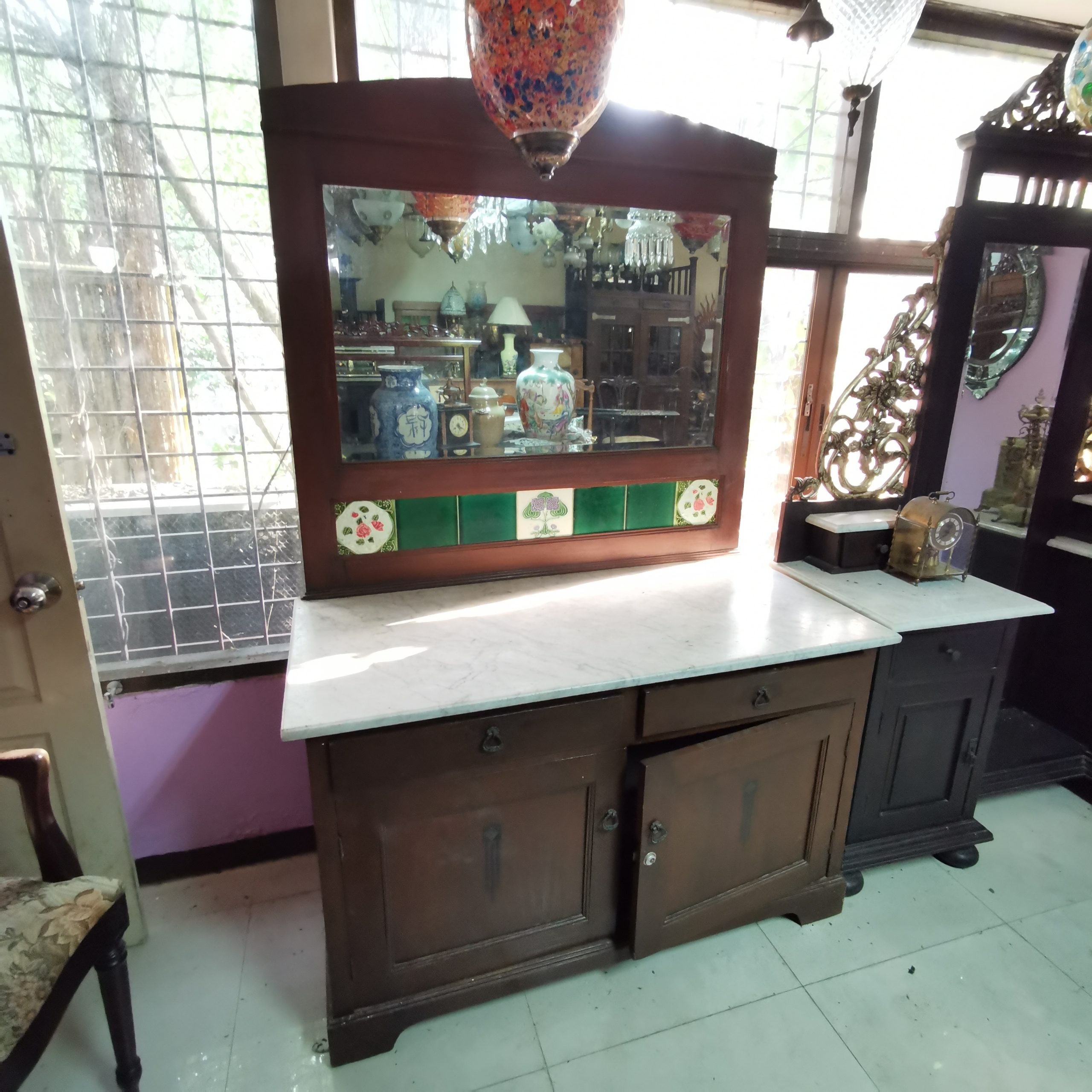 ⚜️ตู้โบราณ ตู้โชว์โบราณ ตู้ไม้โบราณ ตู้โชว์ไม้โบราณ งดงาม คลาสสิค แต่งบ้าน แต่งร้าน ให้มีคุณค่า